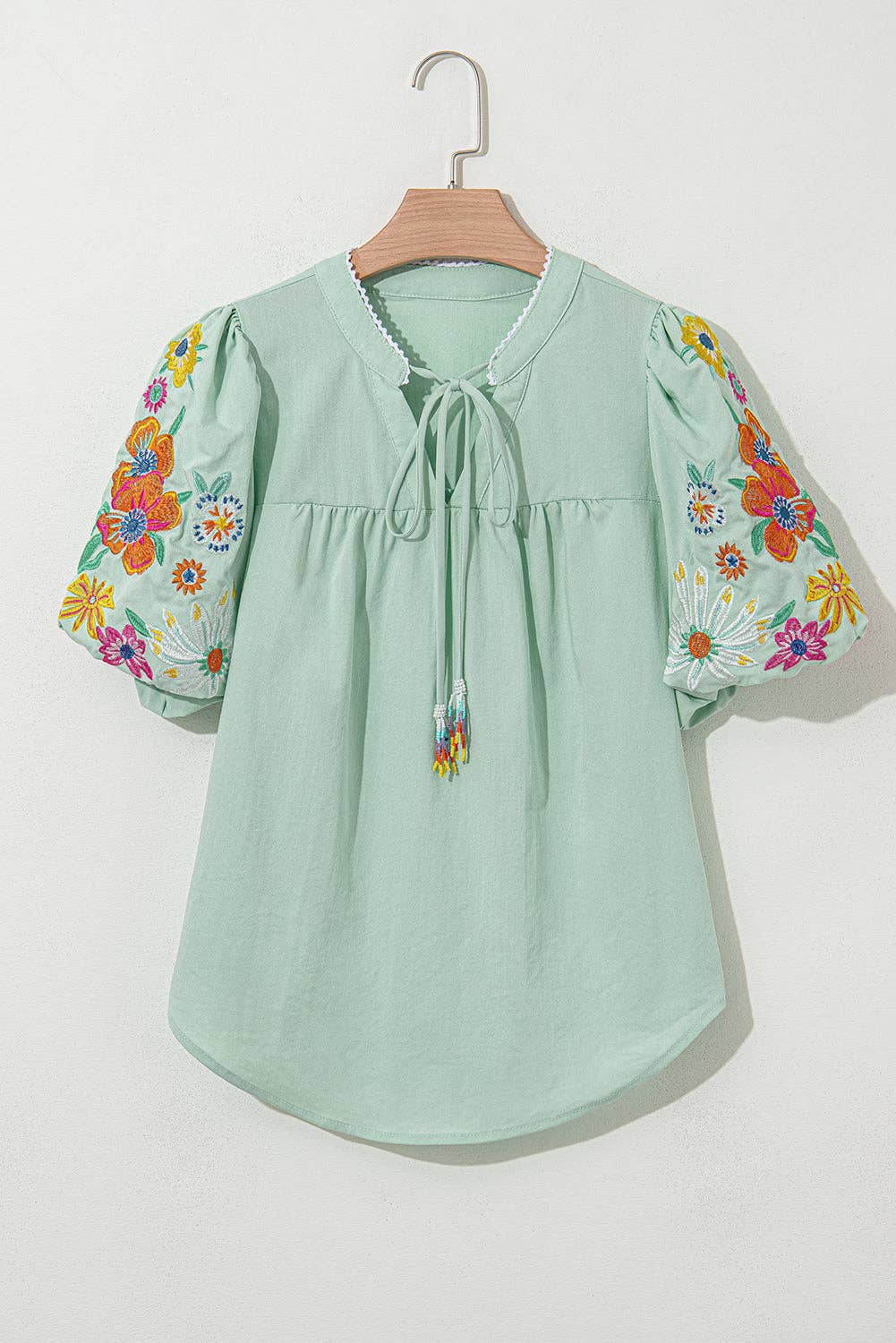 トップス flower twinkle embroidery blouse 10%OFF】twinkle embroidery blouse～ﾄｩｲﾝｸﾙｴﾝﾌﾞﾛｲﾀﾞﾘｰﾌﾞﾗｳｽ