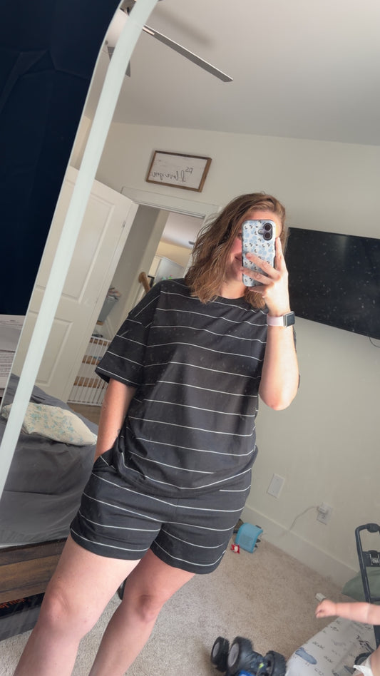 Black and White Stripe Set