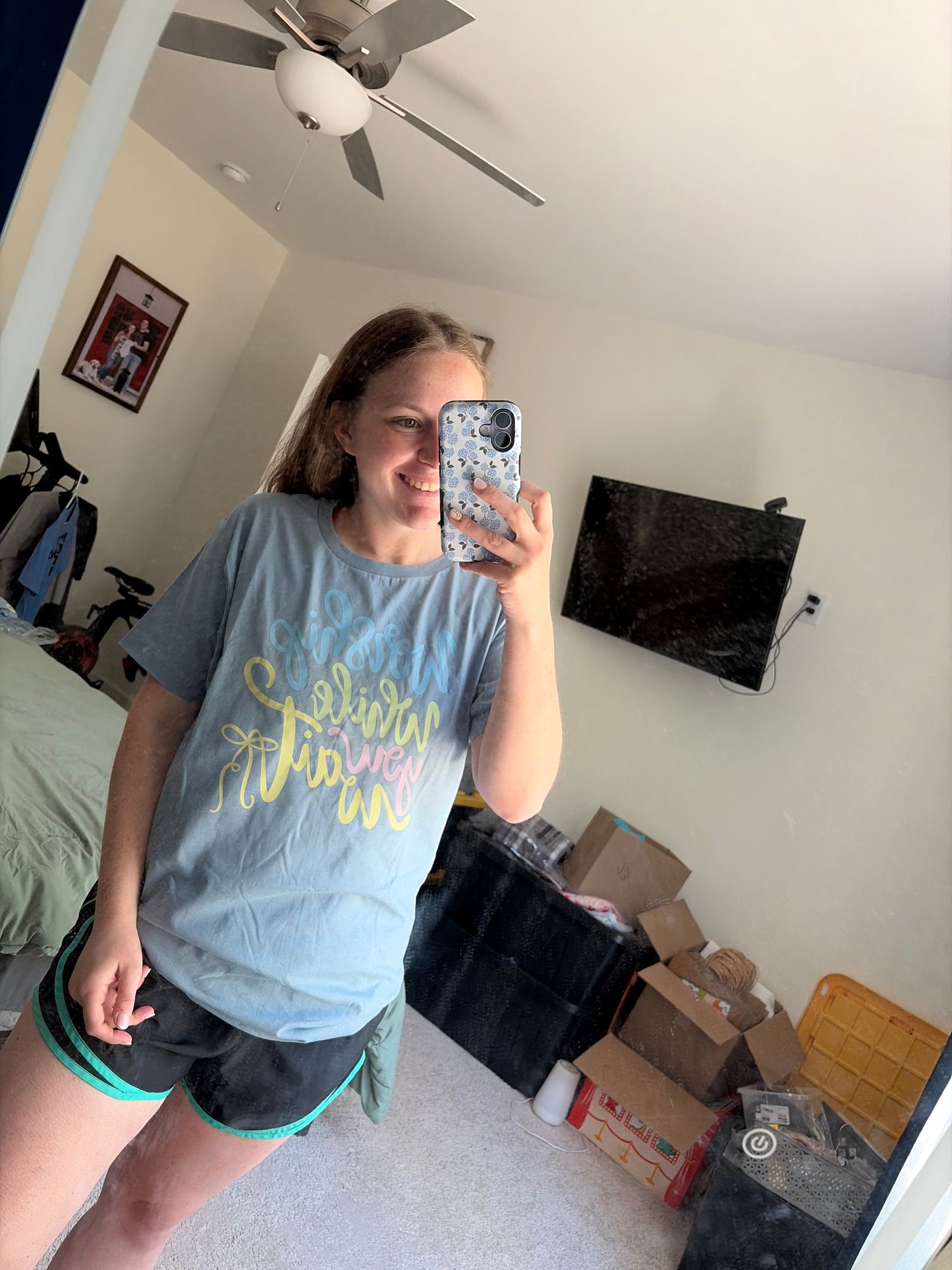 Worship While You Wait Tee